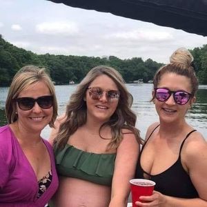 Meet your Posher, La cole